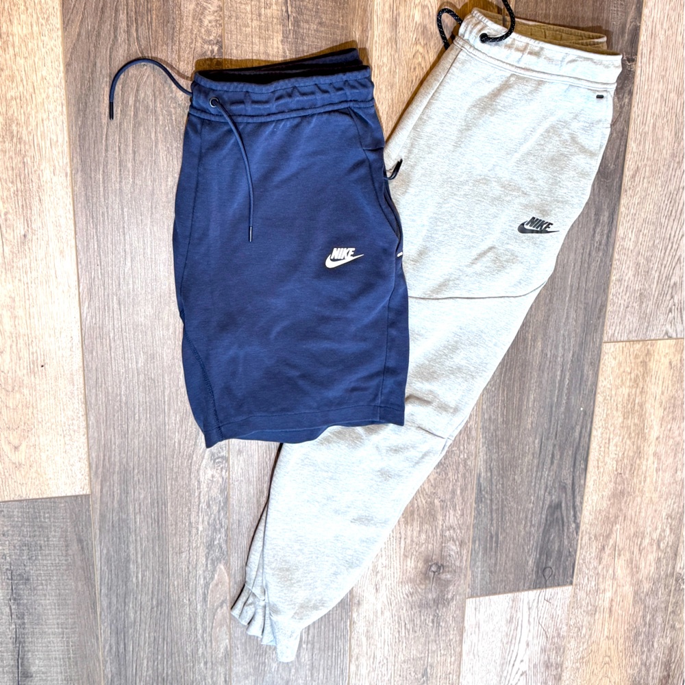 Nike Tech Fleece pairing
Men’s L  grey sweatpants and  L sweatshorts good cond